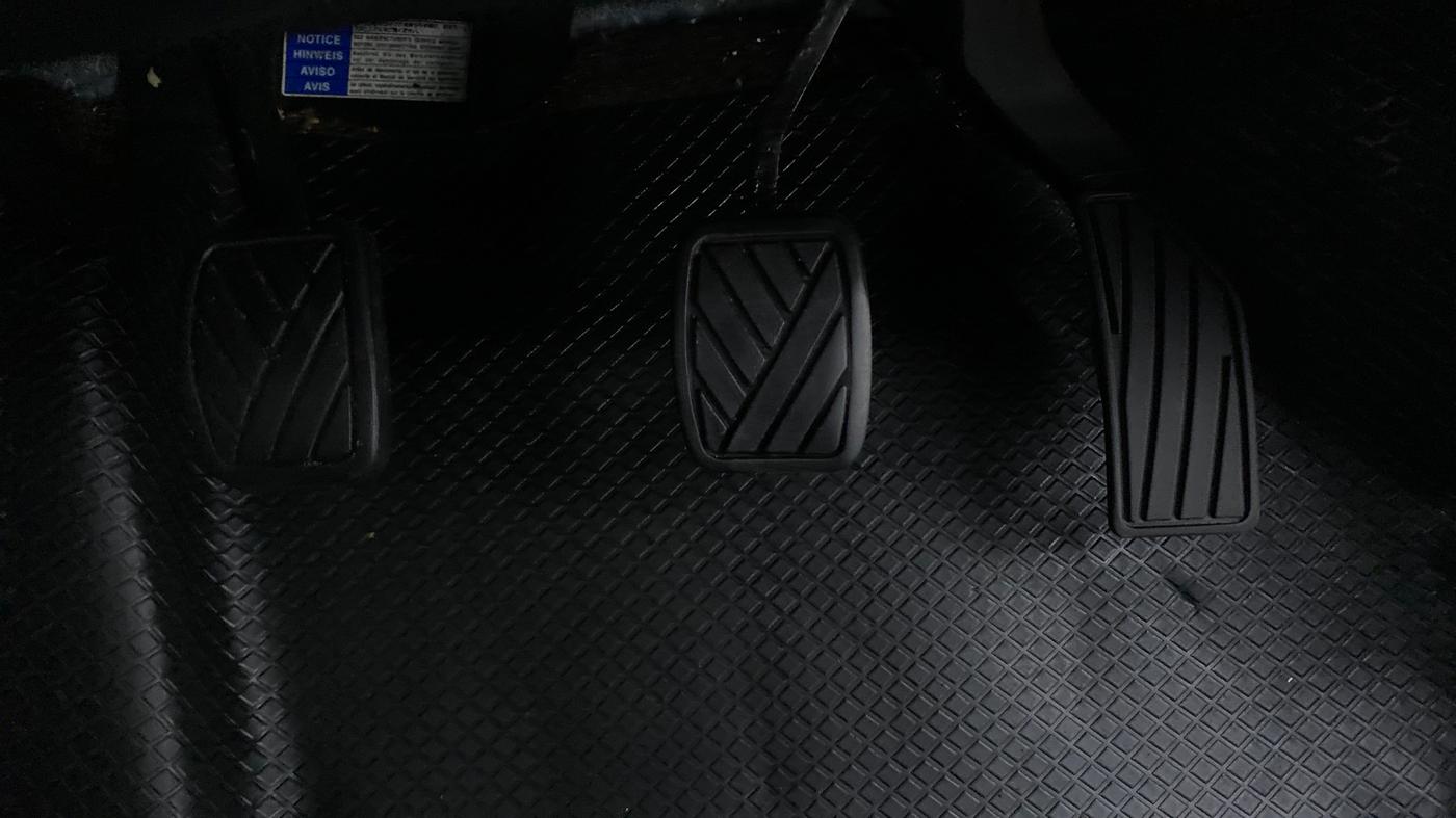 2018 Maruti S Cross SIGMA SHVS, Diesel, Manual, 40,185 km, Pedals