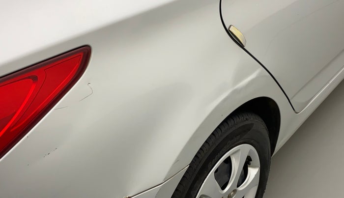 2012 Hyundai Verna FLUIDIC 1.4 VTVT, Petrol, Manual, 62,891 km, Right quarter panel - Slightly dented