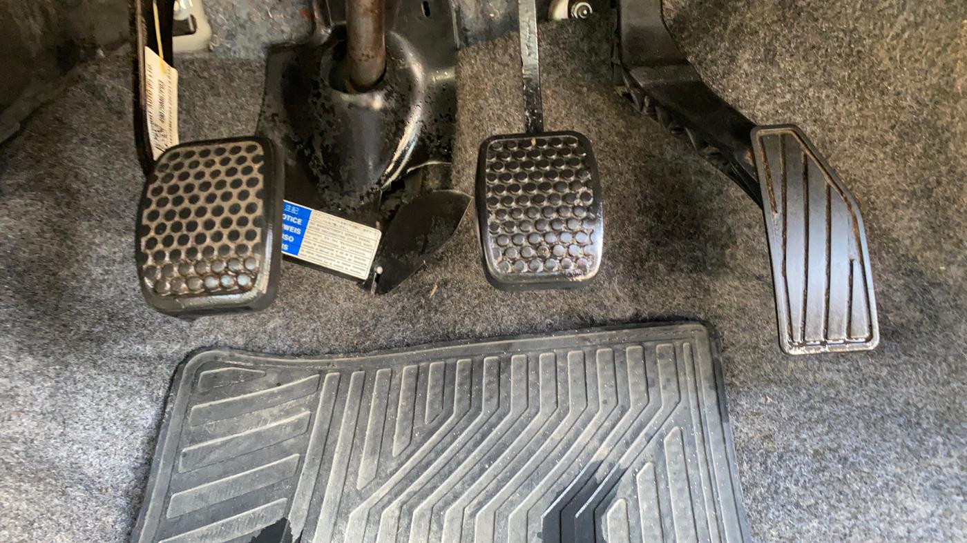2021 Maruti Alto LXI CNG, CNG, Manual, 74,814 km, Pedals