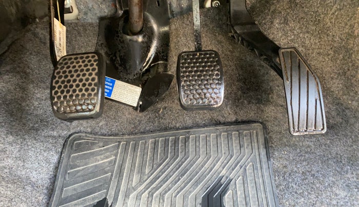 2021 Maruti Alto LXI CNG, CNG, Manual, 74,348 km, Pedals