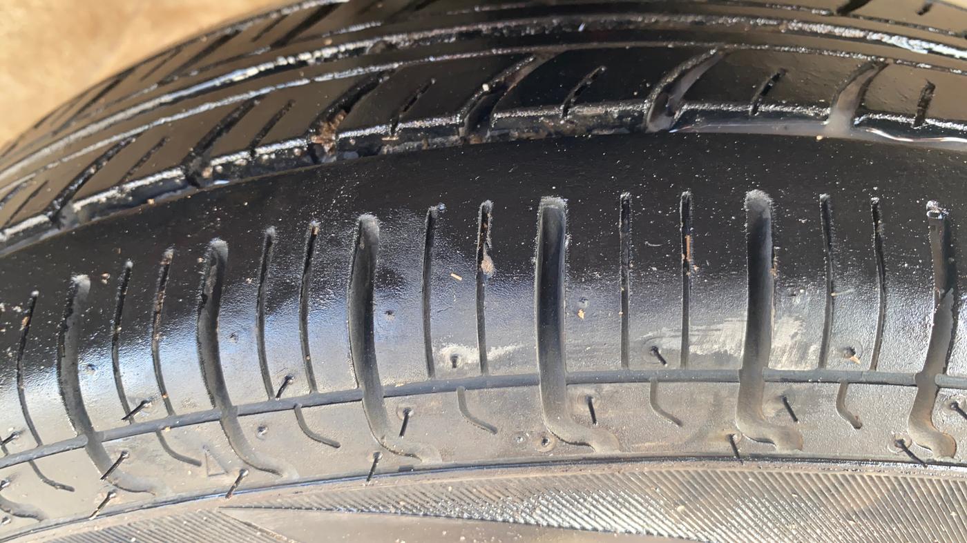 2021 Maruti Alto LXI CNG, CNG, Manual, 74,814 km, Right Front Tyre Tread