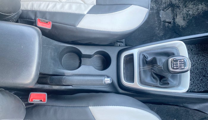 2021 Hyundai VENUE SX 1.0 TURBO IMT, Petrol, Manual, 67,332 km, Gear Lever