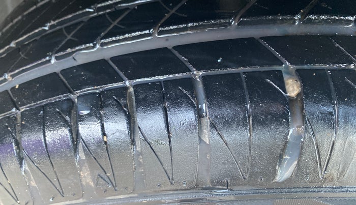 2021 Hyundai VENUE SX 1.0 TURBO IMT, Petrol, Manual, 67,332 km, Left Front Tyre Tread