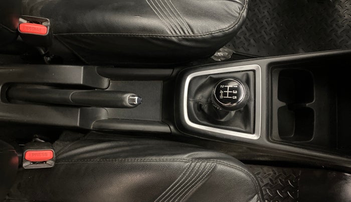 2021 Maruti Swift VXI, Petrol, Manual, 1,16,538 km, Gear Lever