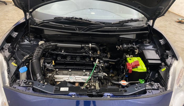 2021 Maruti Swift VXI, Petrol, Manual, 1,16,538 km, Engine View