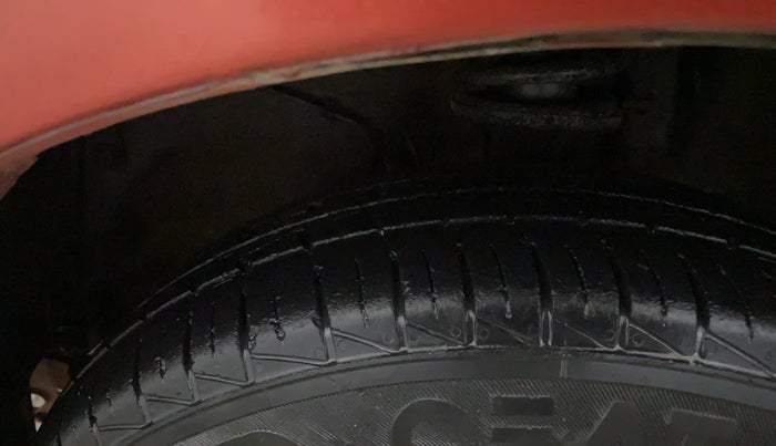 2020 Maruti Alto VXI PLUS, Petrol, Manual, 34,152 km, Left Front Tyre Tread