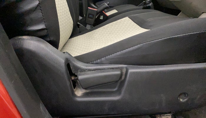 2020 Maruti Alto VXI PLUS, Petrol, Manual, 34,152 km, Driver Side Adjustment Panel