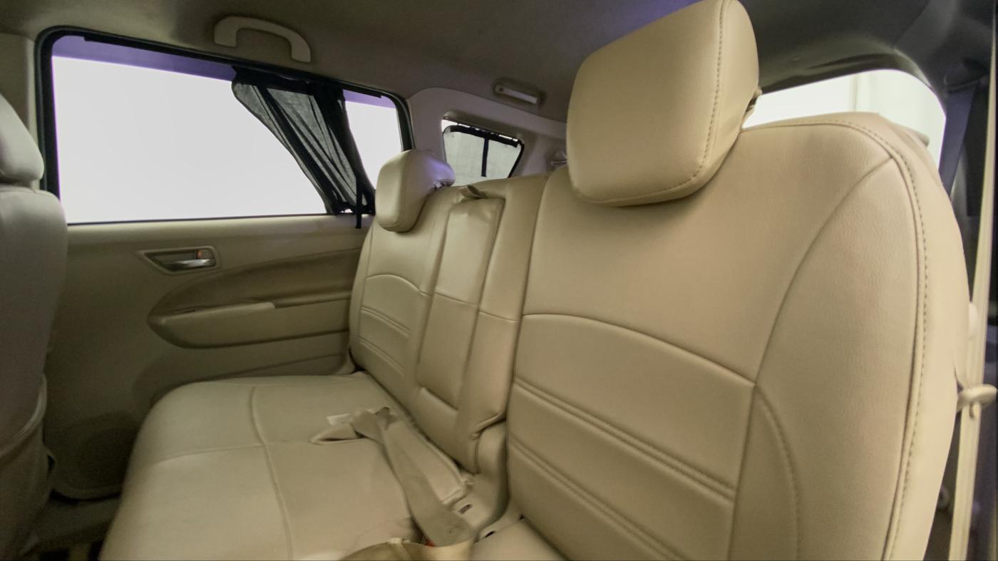 2017 Maruti Ertiga VXI CNG, CNG, Manual, 85,889 km, Right Side Rear Door Cabin