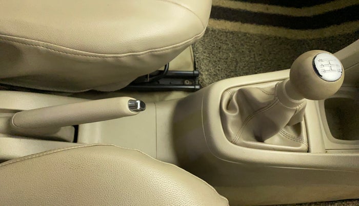 2017 Maruti Ertiga VXI CNG, CNG, Manual, 85,889 km, Gear Lever