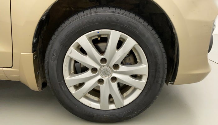 2017 Maruti Ertiga VXI CNG, CNG, Manual, 85,889 km, Right Front Wheel