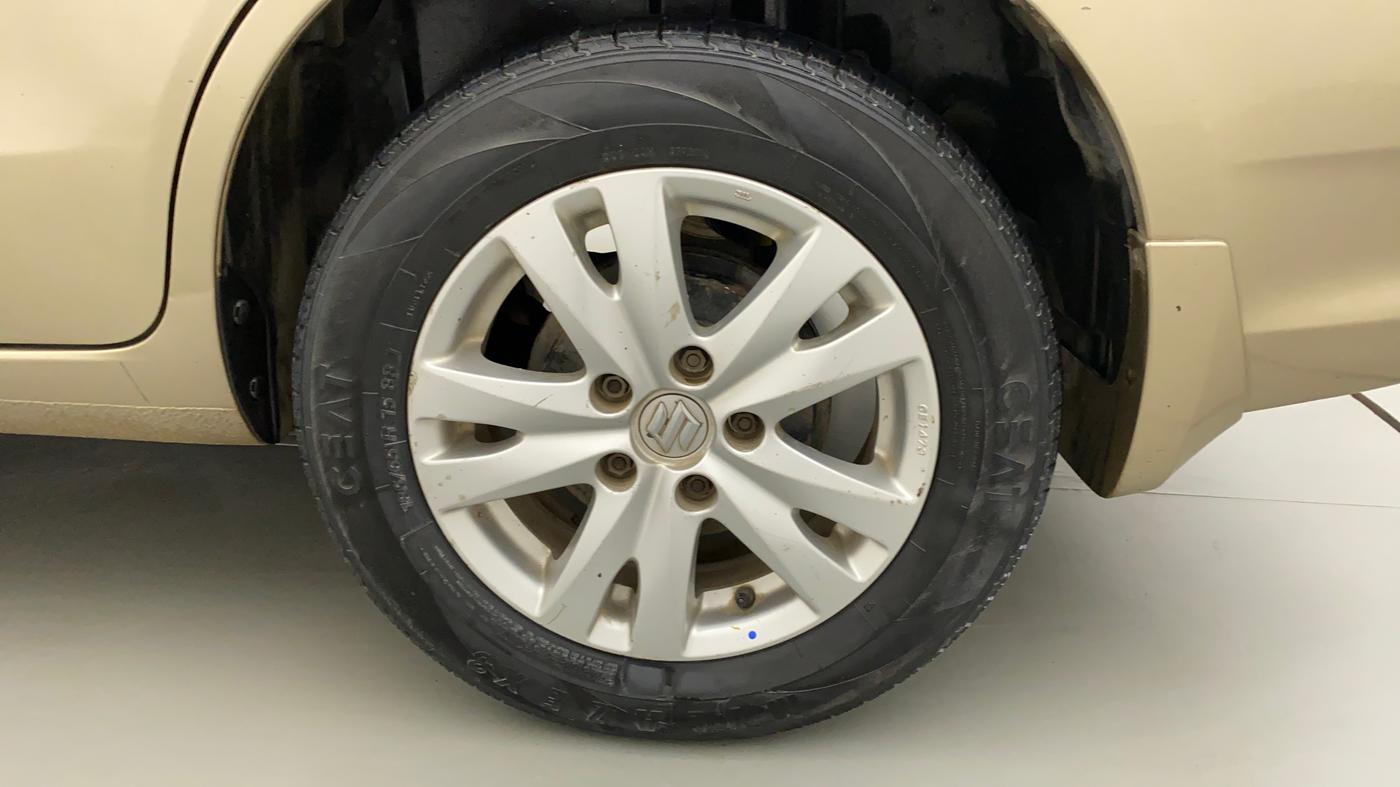 2017 Maruti Ertiga VXI CNG, CNG, Manual, 85,889 km, Left Rear Wheel