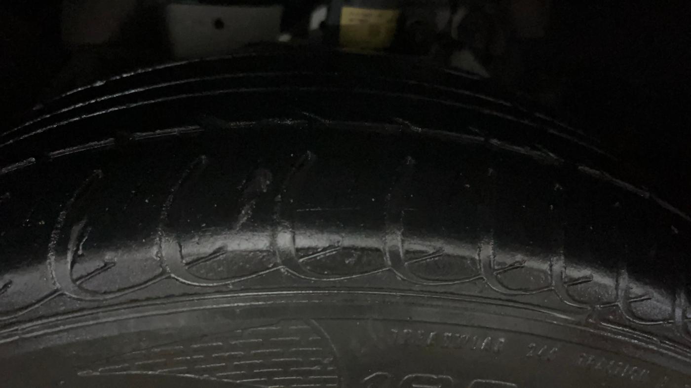 2021 Ford Ecosport AMBIENTE 1.5L DIESEL, Diesel, Manual, 54,329 km, Left Front Tyre Tread