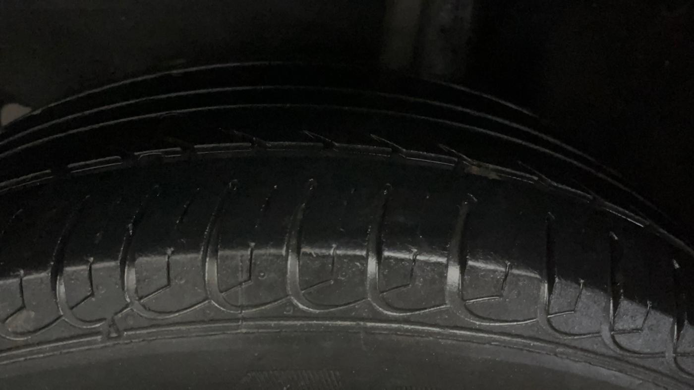 2021 Ford Ecosport AMBIENTE 1.5L DIESEL, Diesel, Manual, 54,329 km, Left Rear Tyre Tread