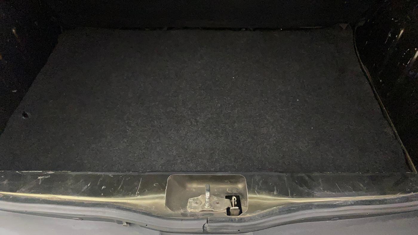 2016 Renault Kwid RXT 0.8, Petrol, Manual, 63,143 km, Boot Inside