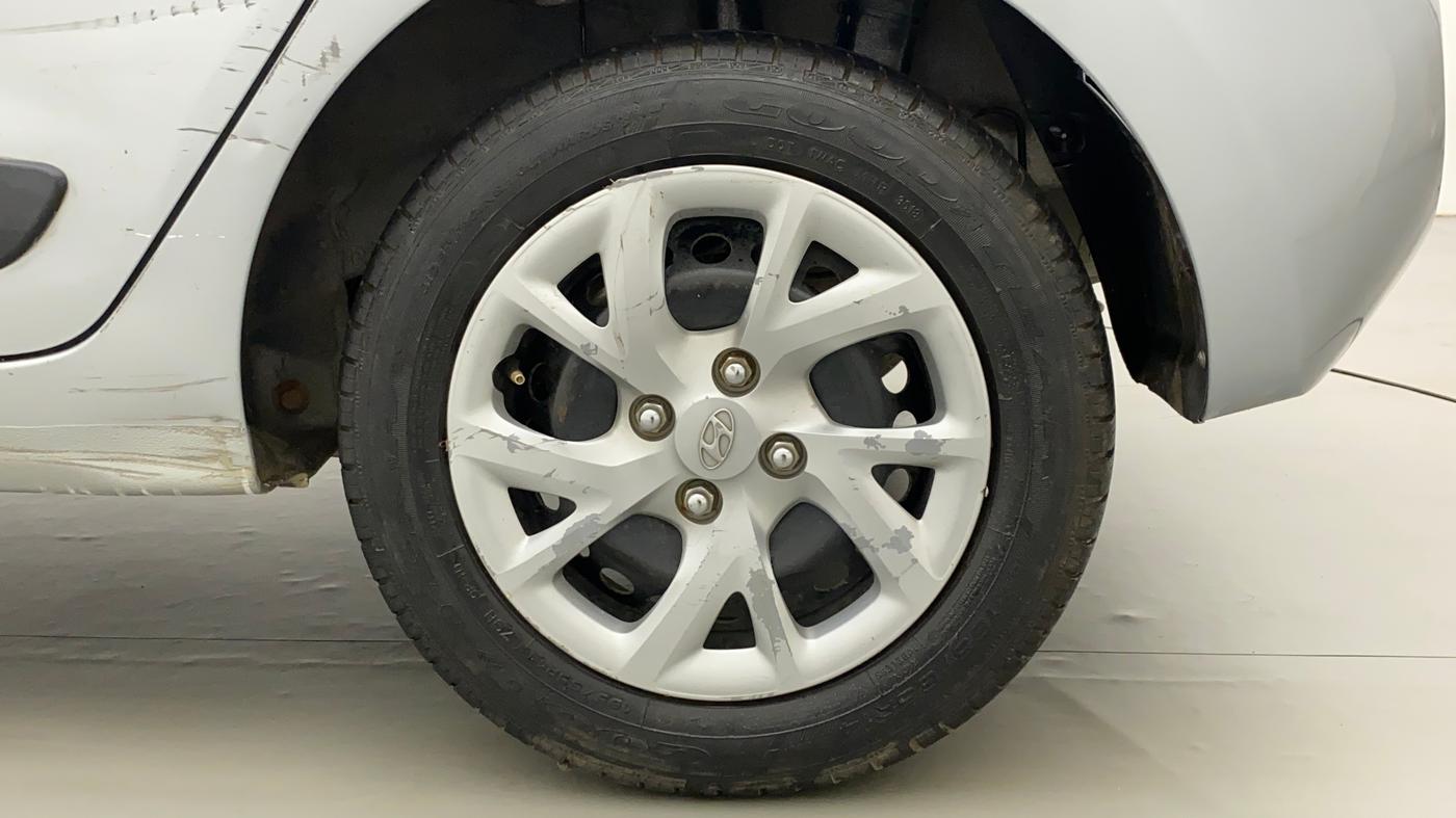 2018 Hyundai Grand i10 MAGNA 1.2 KAPPA VTVT, Petrol, Manual, 28,543 km, Left Rear Wheel