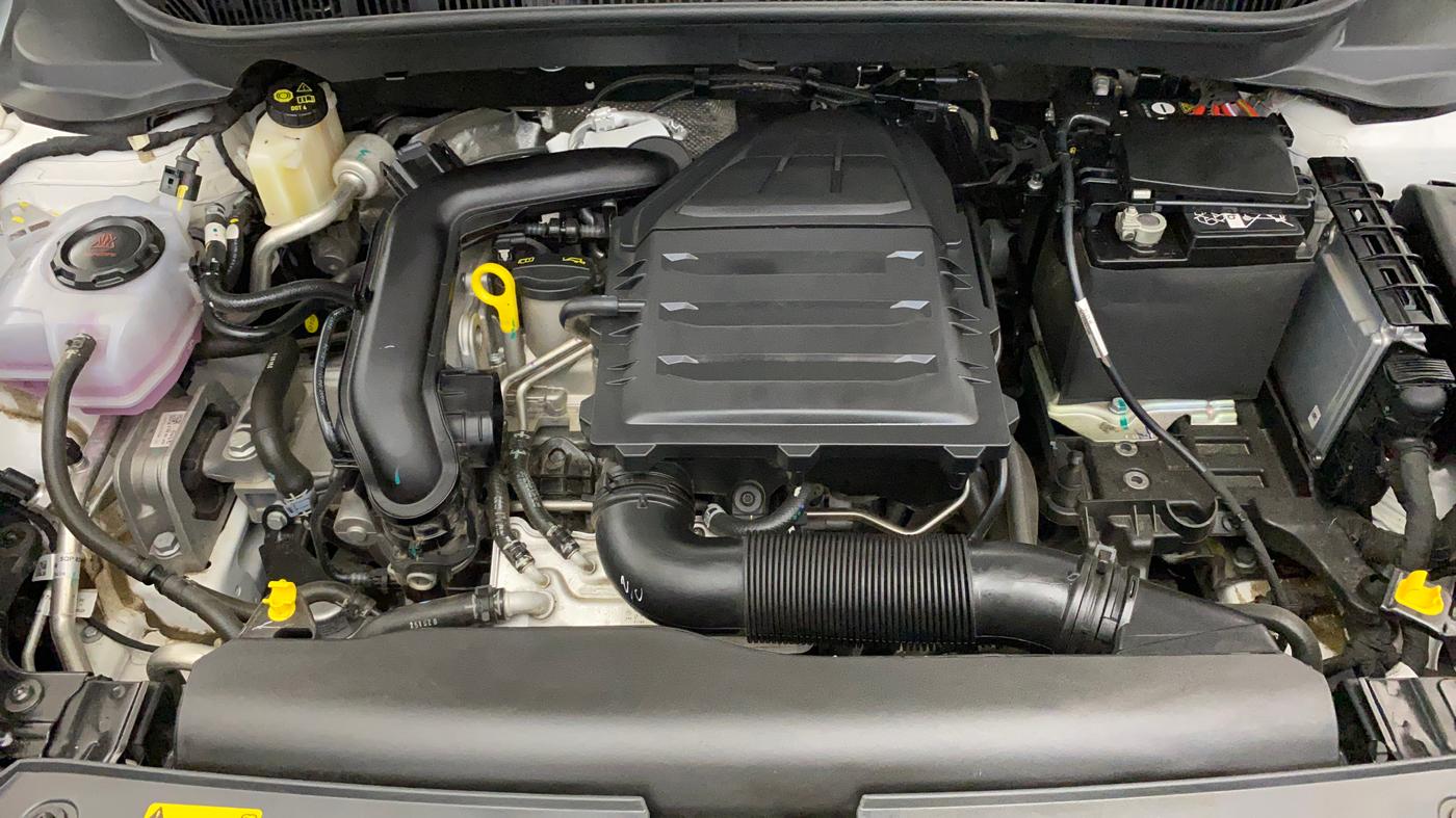 2025 Skoda Kylaq Classic, Petrol, Manual, 2,599 km, Engine View