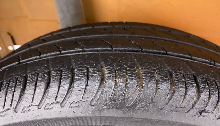2019 Maruti S PRESSO VXI+, Petrol, Manual, 24,445 km, Right Rear Tyre Tread