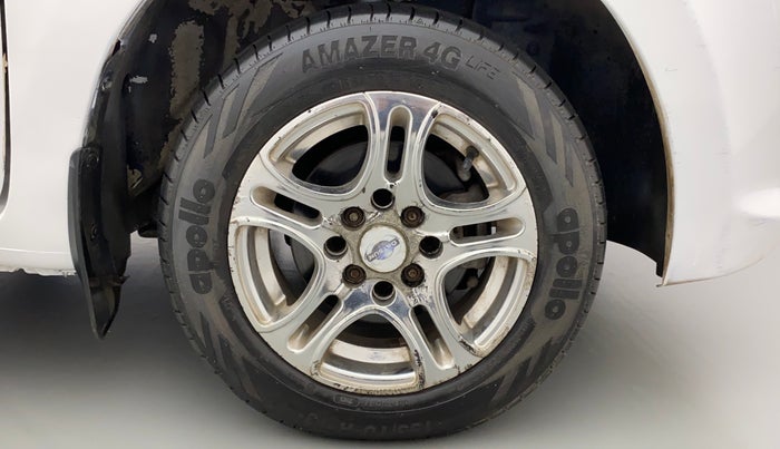 2014 Datsun Go T, Petrol, Manual, 19,696 km, Right Front Wheel