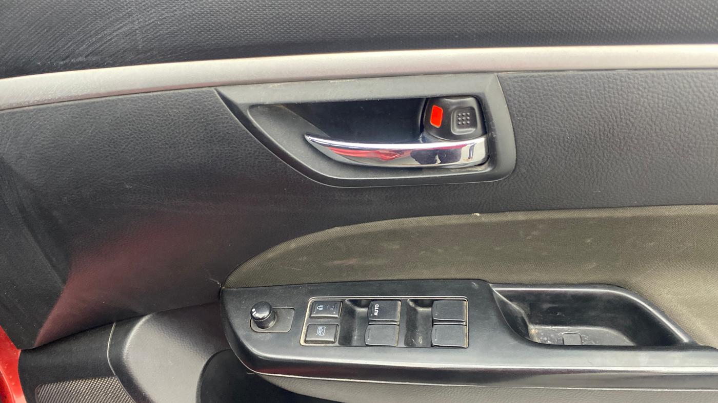 2014 Maruti Swift ZXI, Petrol, Manual, 94,274 km, Driver Side Door Panels Control