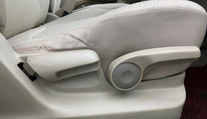 2013 Maruti Swift Dzire ZDI, Diesel, Manual, 1,37,739 km, Driver Side Adjustment Panel