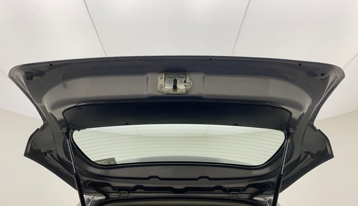 2013 Maruti Wagon R Stingray VXI, Petrol, Manual, 58,276 km, Boot Door Open