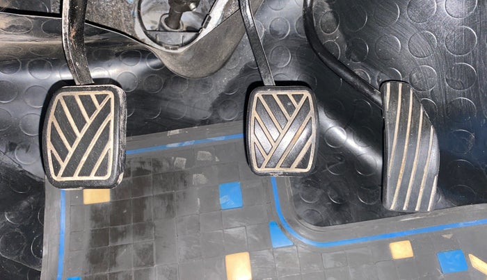 2013 Maruti Wagon R Stingray VXI, Petrol, Manual, 58,276 km, Pedals