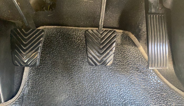 2013 Hyundai i20 MAGNA (O) 1.2, Petrol, Manual, 73,810 km, Pedals