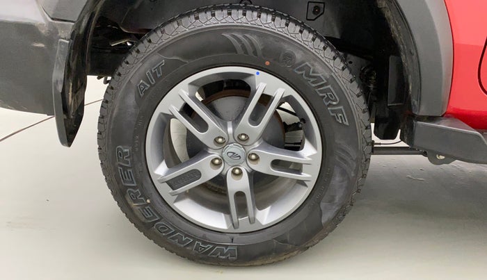 2021 Mahindra Thar LX PETROL HT 4WD AT, Petrol, Automatic, 5,758 km, Right Rear Wheel