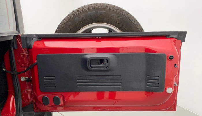 2021 Mahindra Thar LX PETROL HT 4WD AT, Petrol, Automatic, 5,758 km, Boot Door Open