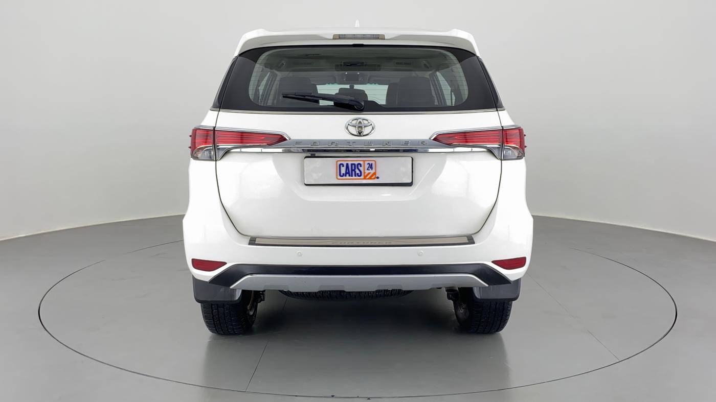2017 Toyota Fortuner 2.8 4x2 AT, Diesel, Automatic, 80,744 km, Back/Rear