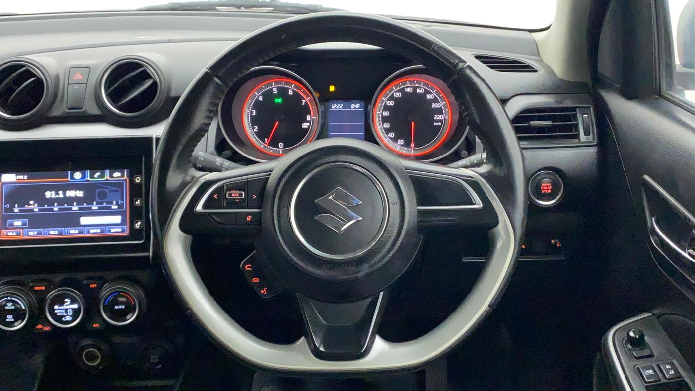 2018 Maruti Swift ZXI PLUS, Petrol, Manual, 48,119 km, Steering Wheel Close Up
