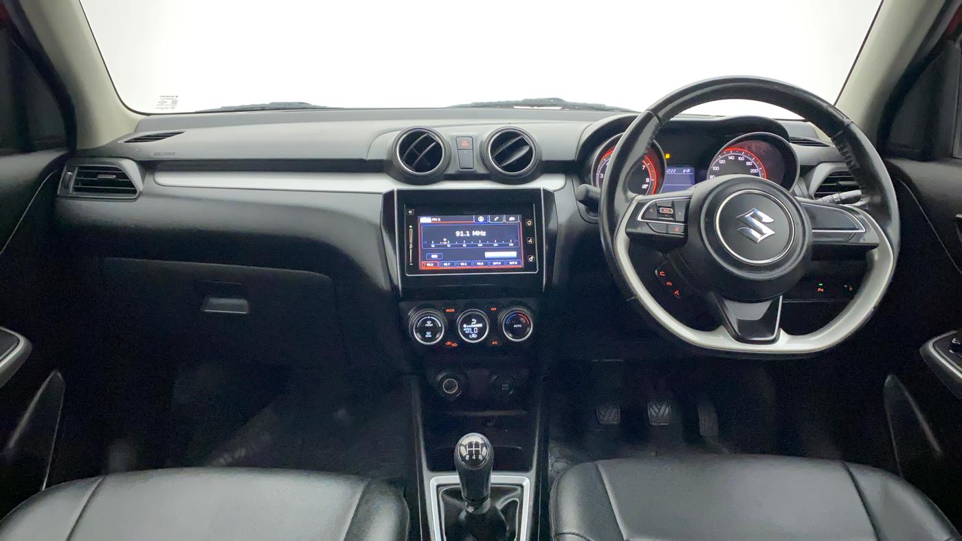 2018 Maruti Swift ZXI PLUS, Petrol, Manual, 48,119 km, Dashboard