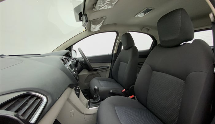 2016 Tata Tiago XZ PETROL, Petrol, Manual, 38,971 km, Right Side Front Door Cabin