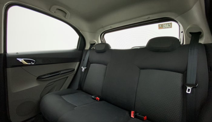 2016 Tata Tiago XZ PETROL, Petrol, Manual, 38,971 km, Right Side Rear Door Cabin