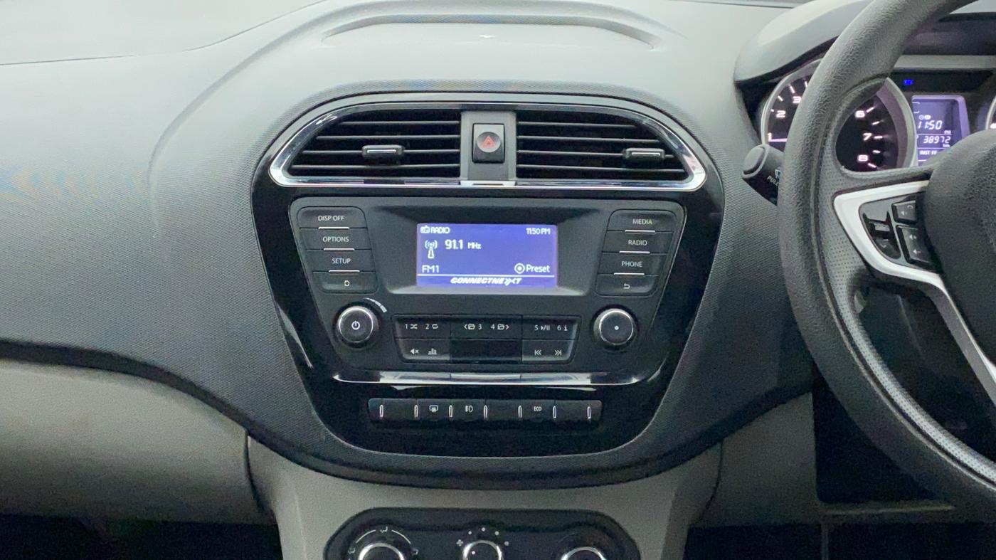 2016 Tata Tiago XZ PETROL, Petrol, Manual, 38,971 km, Air Conditioner
