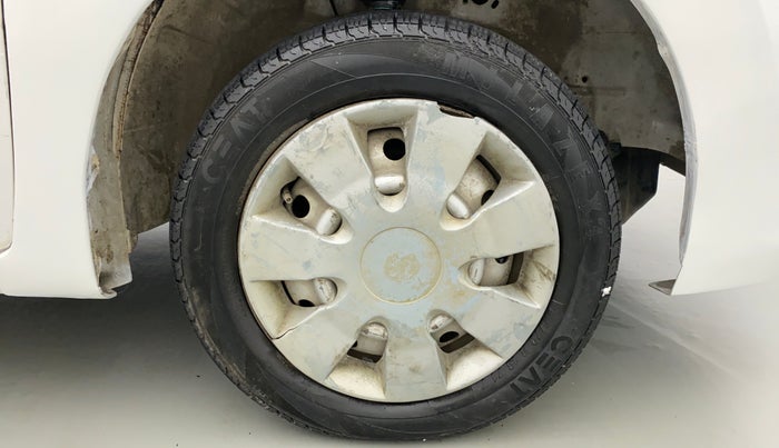 2015 Maruti Wagon R 1.0 LXI, Petrol, Manual, 67,139 km, Right Front Wheel