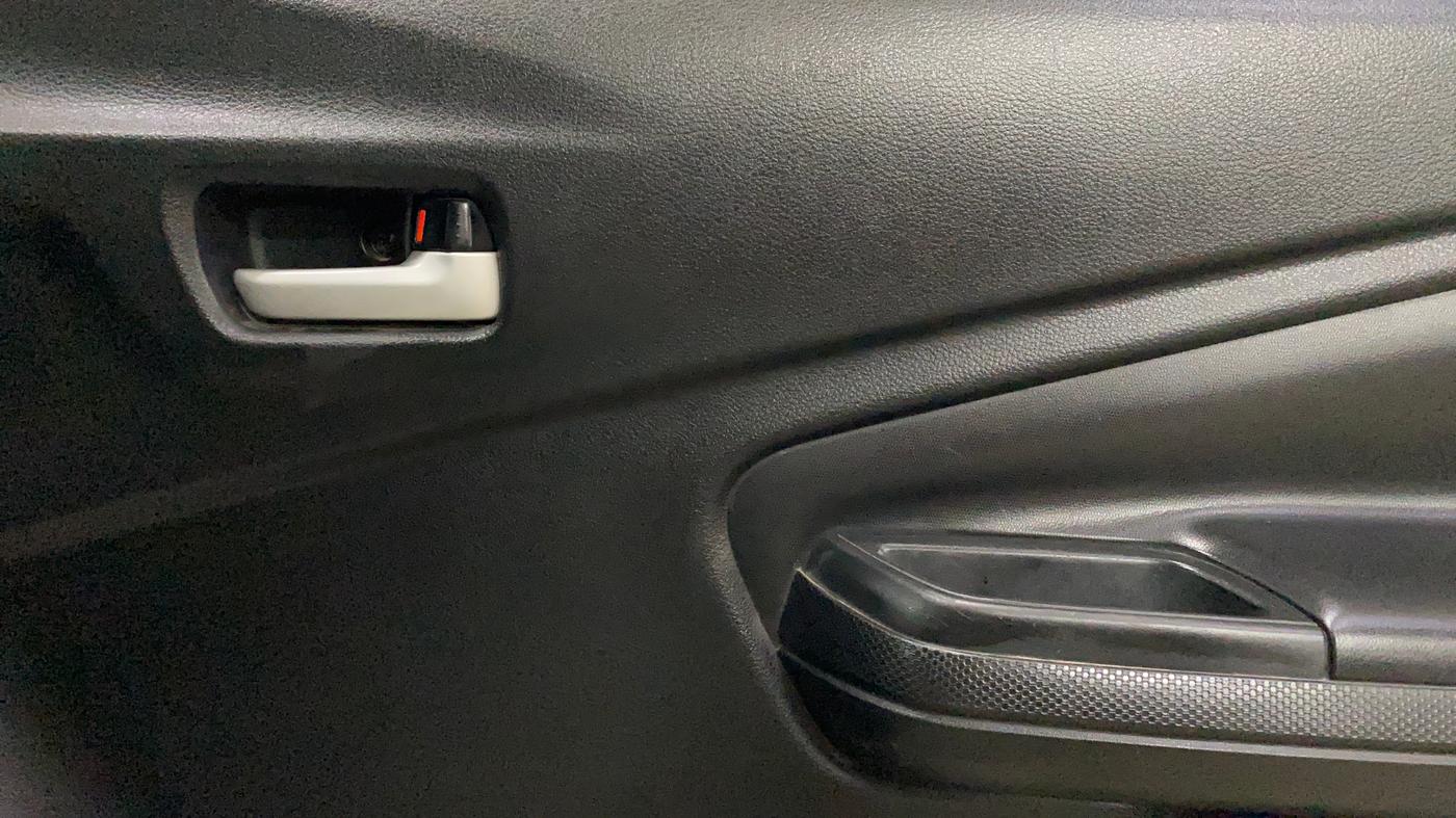 2024 Maruti Celerio VXI, Petrol, Manual, 17,437 km, Driver Side Door Panels Control
