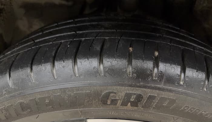 2024 MG HECTOR SAVVY PRO 1.5 TURBO CVT PETROL, Petrol, Automatic, 18,232 km, Left Front Tyre Tread