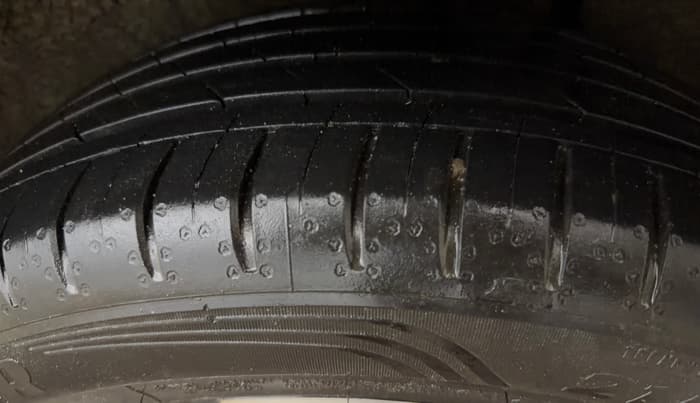 2024 MG HECTOR SAVVY PRO 1.5 TURBO CVT PETROL, Petrol, Automatic, 18,232 km, Left Rear Tyre Tread