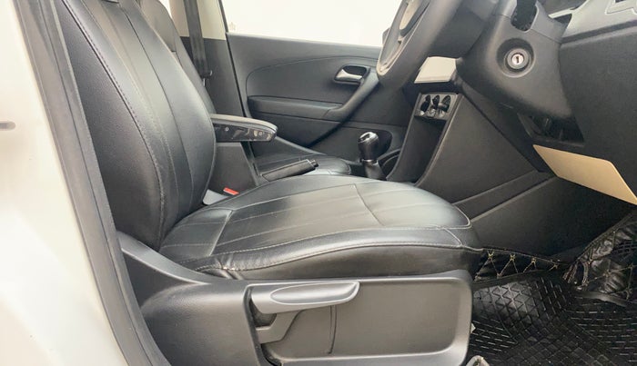 2019 Volkswagen Ameo COMFORTLINE 1.0L, Petrol, Manual, 90,132 km, Driver Side Adjustment Panel