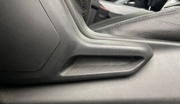 2021 Tata NEXON XMA PETROL, Petrol, Automatic, 37,420 km, Driver Side Adjustment Panel