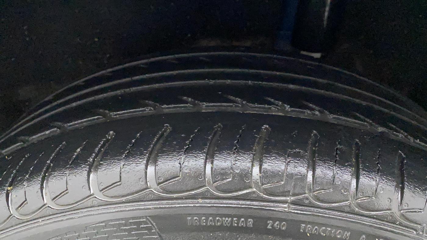 2019 Ford Ecosport TITANIUM + 1.5L DIESEL, Diesel, Manual, 57,382 km, Left Rear Tyre Tread
