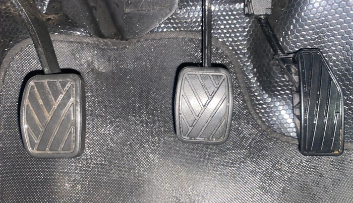 2022 Maruti Swift ZXI PLUS DUAL TONE, Petrol, Manual, 63,386 km, Pedals