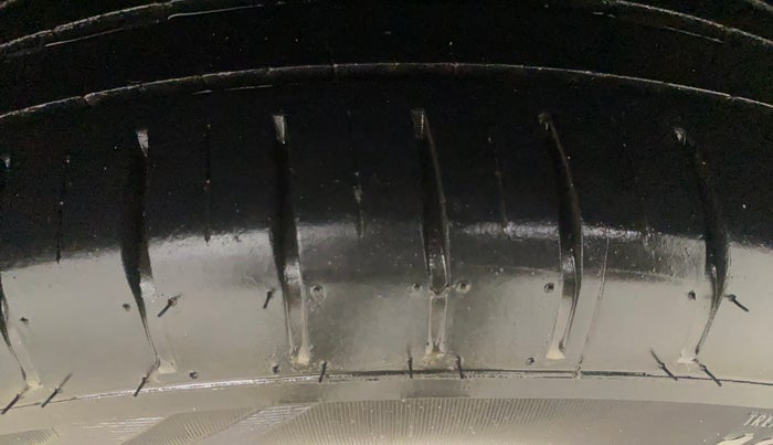 2018 Maruti Baleno ALPHA PETROL 1.2, Petrol, Manual, 73,944 km, Left Rear Tyre Tread