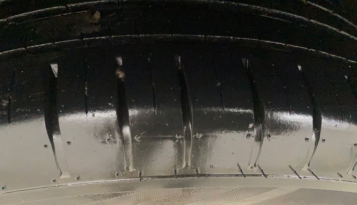 2018 Maruti Baleno ALPHA PETROL 1.2, Petrol, Manual, 73,944 km, Right Rear Tyre Tread