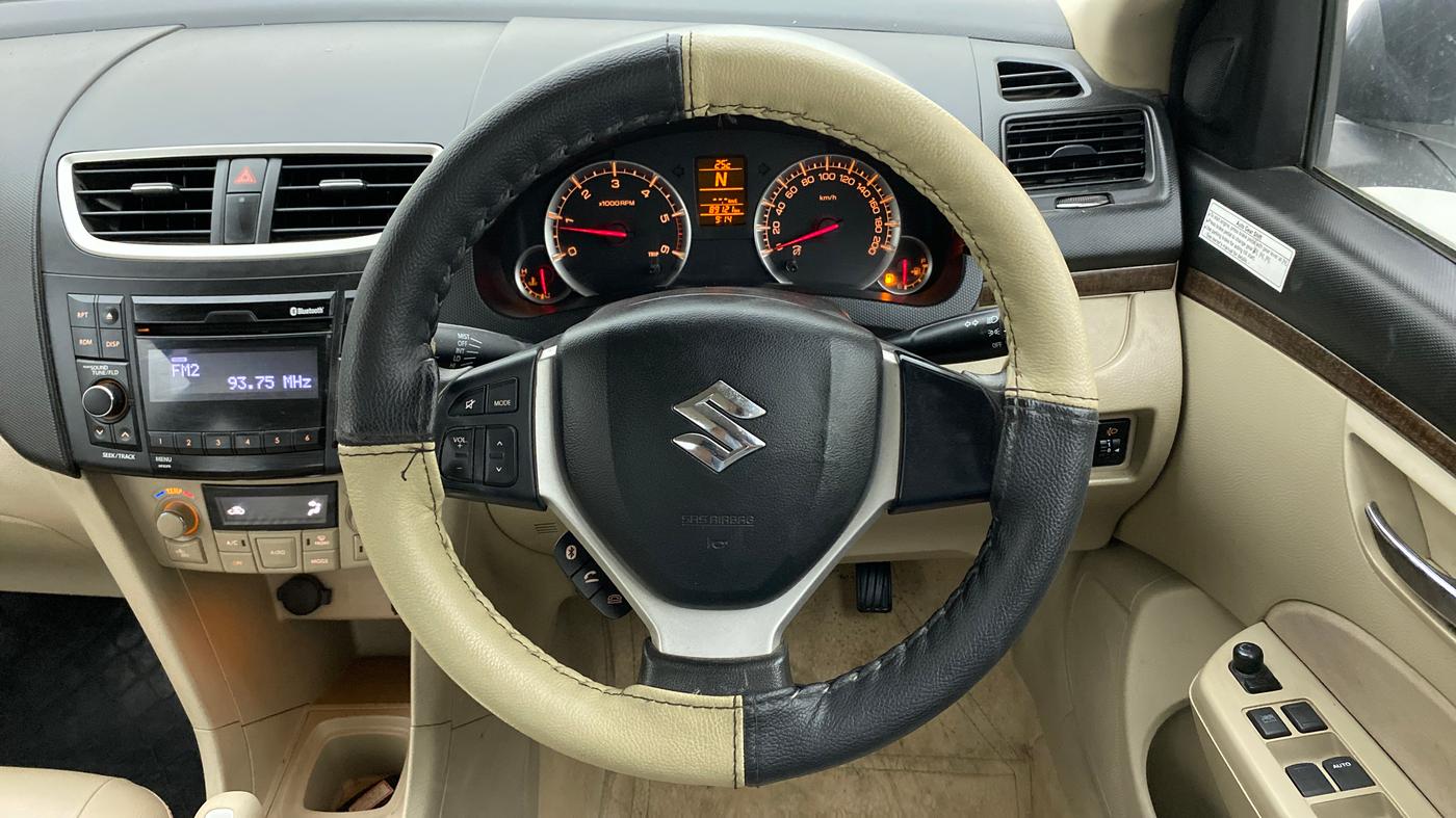 2016 Maruti Swift Dzire ZDI AMT, Diesel, Automatic, 89,121 km, Steering Wheel Close Up