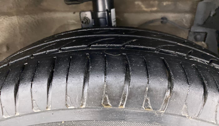 2016 Maruti Swift Dzire ZDI AMT, Diesel, Automatic, 89,121 km, Right Front Tyre Tread
