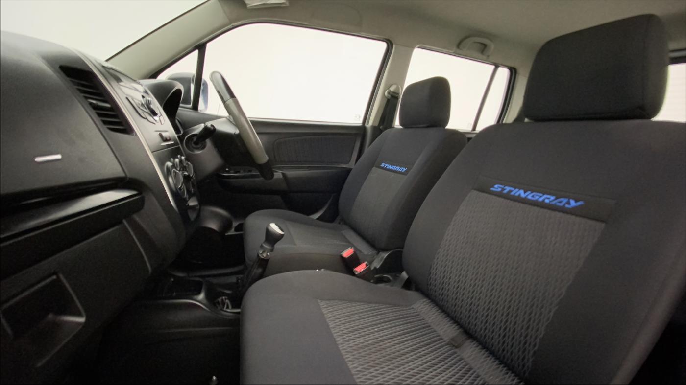 2014 Maruti Wagon R Stingray VXI, Petrol, Manual, 25,307 km, Right Side Front Door Cabin