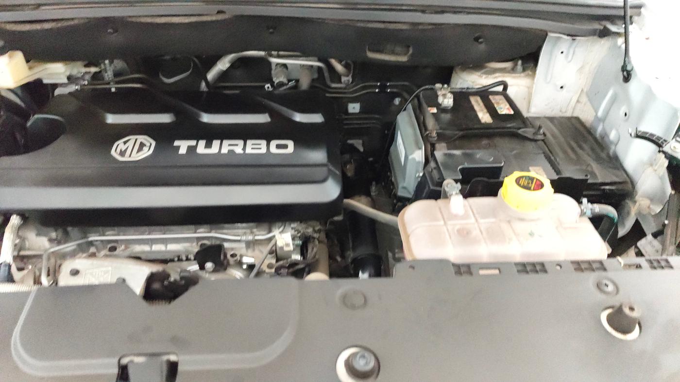 2025 MG HECTOR Select Pro 1.5 Turbo CVT , Petrol, Automatic, 6,272 km, Engine View - Left