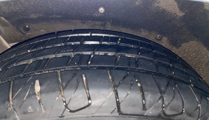 2019 Mahindra MARAZZO M8 8 STR, Diesel, Manual, 30,475 km, Right Rear Tyre Tread